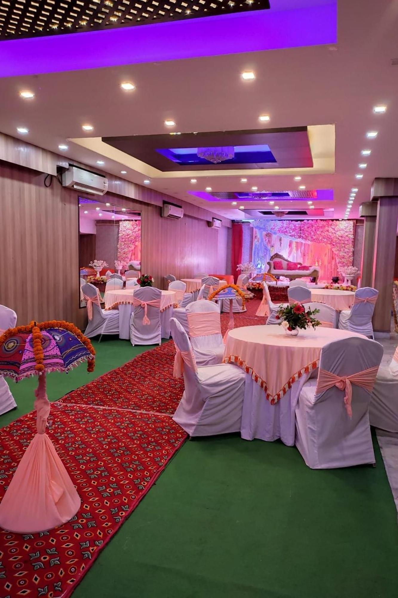 גורגאון Hotel Shree Kanta מראה חיצוני תמונה