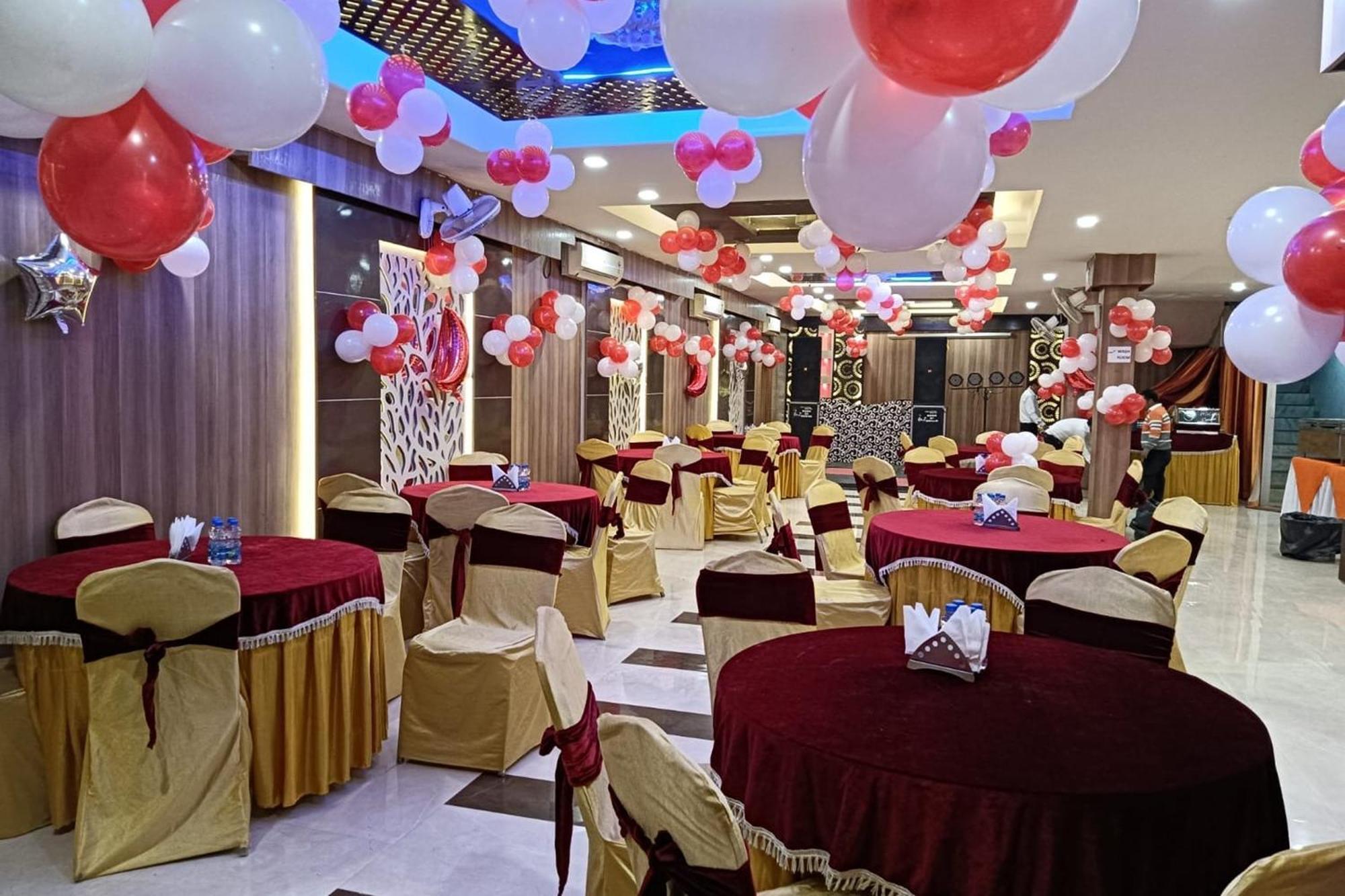 גורגאון Hotel Shree Kanta מראה חיצוני תמונה