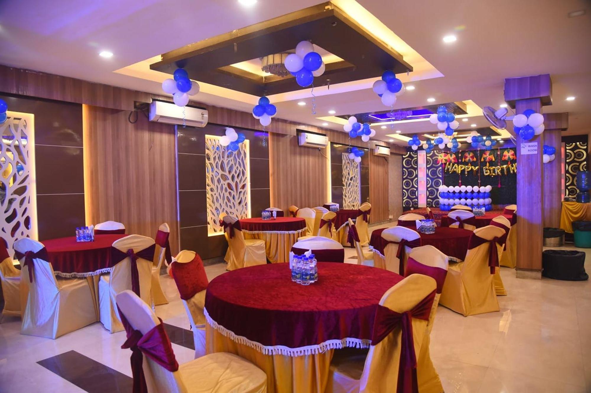 גורגאון Hotel Shree Kanta מראה חיצוני תמונה