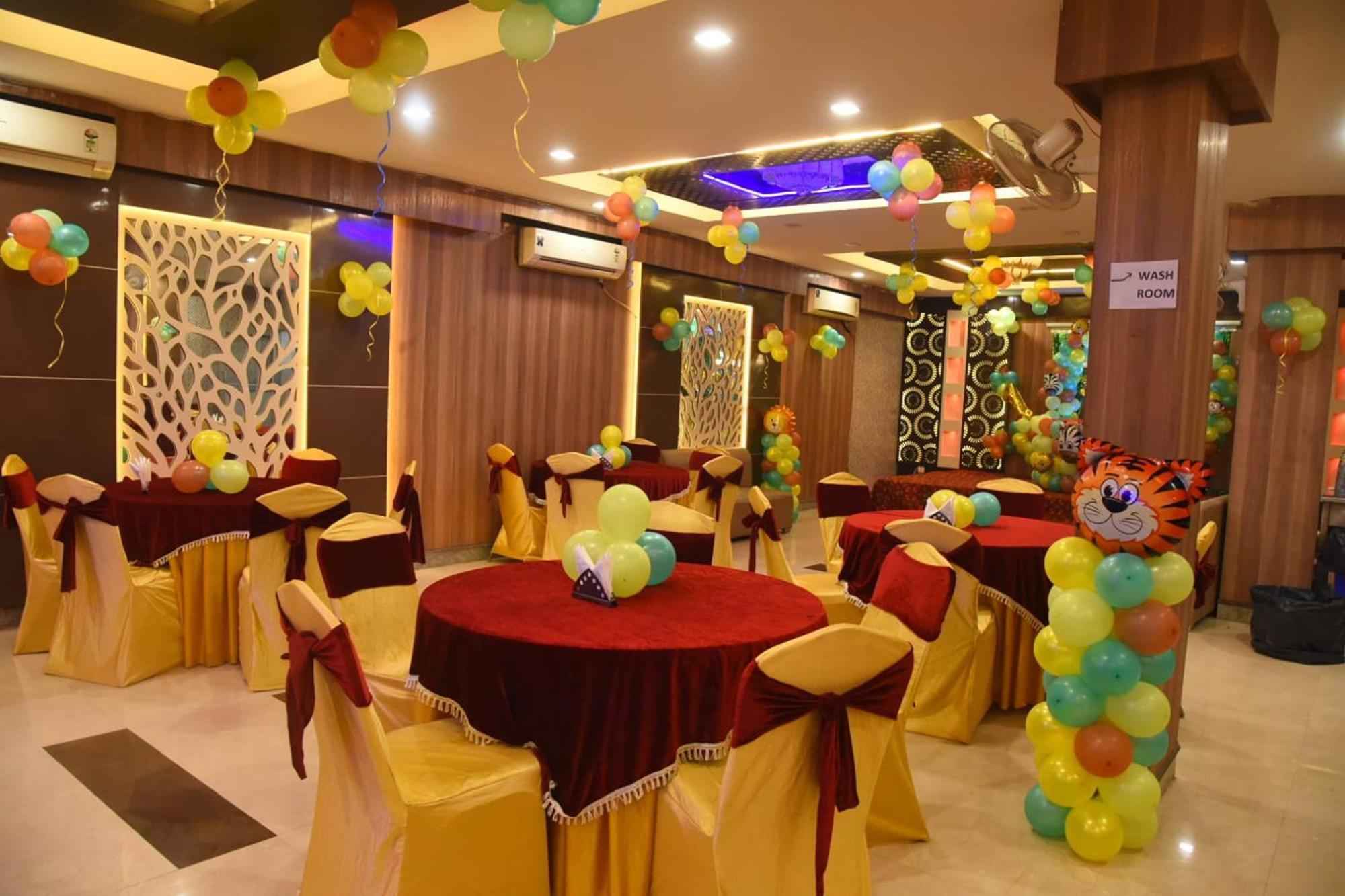 גורגאון Hotel Shree Kanta מראה חיצוני תמונה